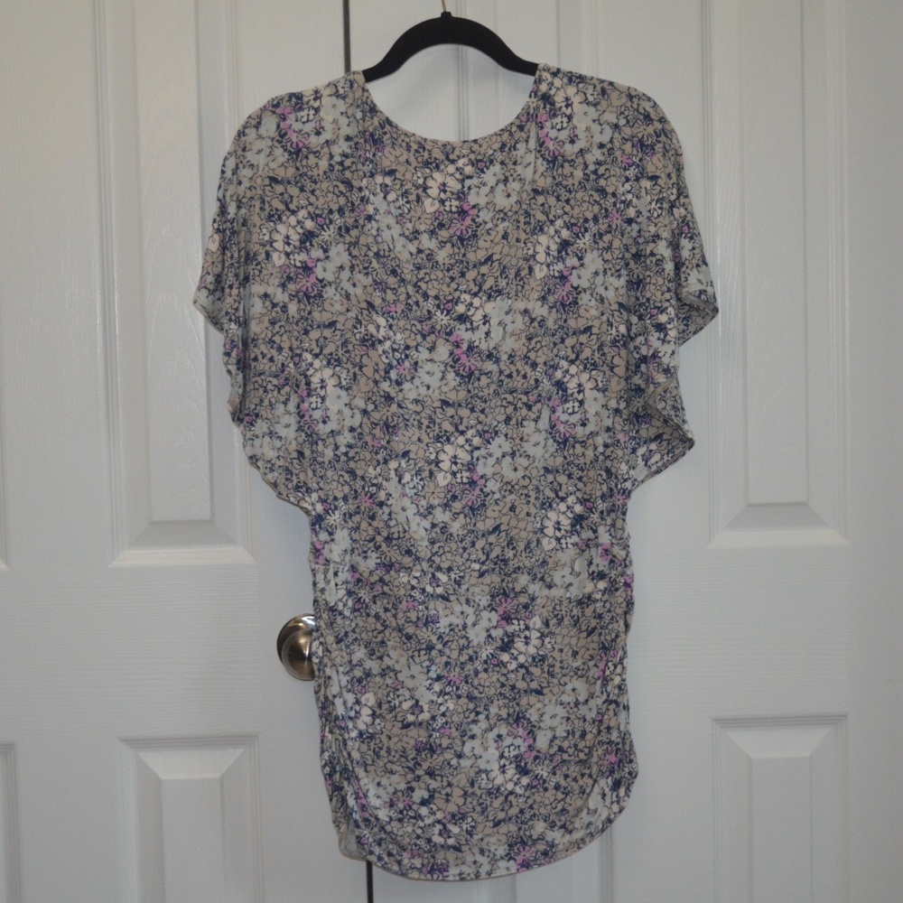 Cabi Style #301 Spring Flutter Top - image 3